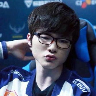 身体对抗出 身体对抗出